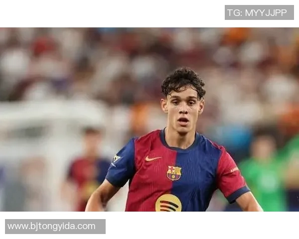 柏林足球明星盘点:那些在绿茵场上闪耀的传奇人物与新星 柏林足球明星盘点:那些在绿茵场上闪耀的传奇人物与新星