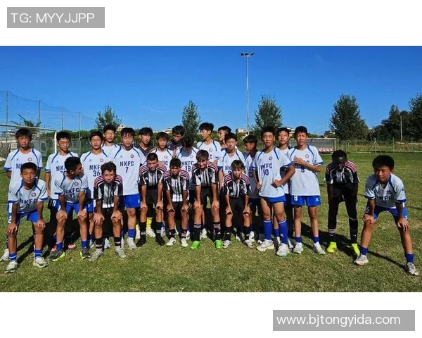 2010年足球盛世回顾:那些年我们追逐的明星球员与精彩瞬间 2010年足球盛世回顾:那些年我们追逐的明星球员与精彩瞬间