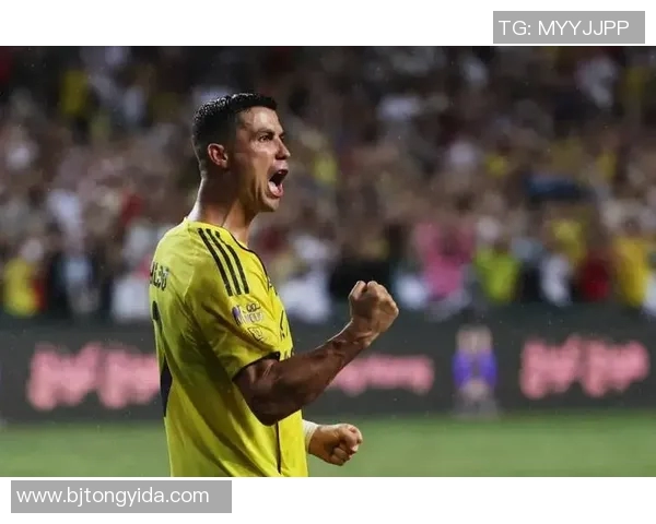 全球最富有的足球明星排行榜揭晓财富背后的故事与成就分析 全球最富有的足球明星排行榜揭晓财富背后的故事与成就分析